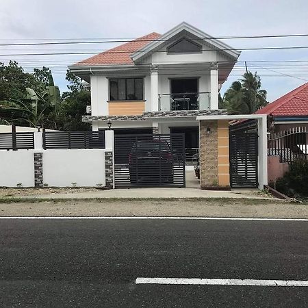 Villa Cresenciana Batuan Exterior foto