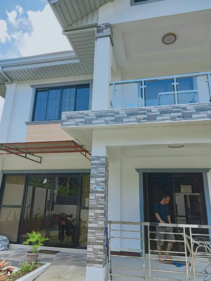 Villa Cresenciana Batuan Exterior foto